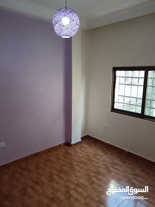 عمارة ثلاث طوابق للبيع في المنارة بسعر لقطة