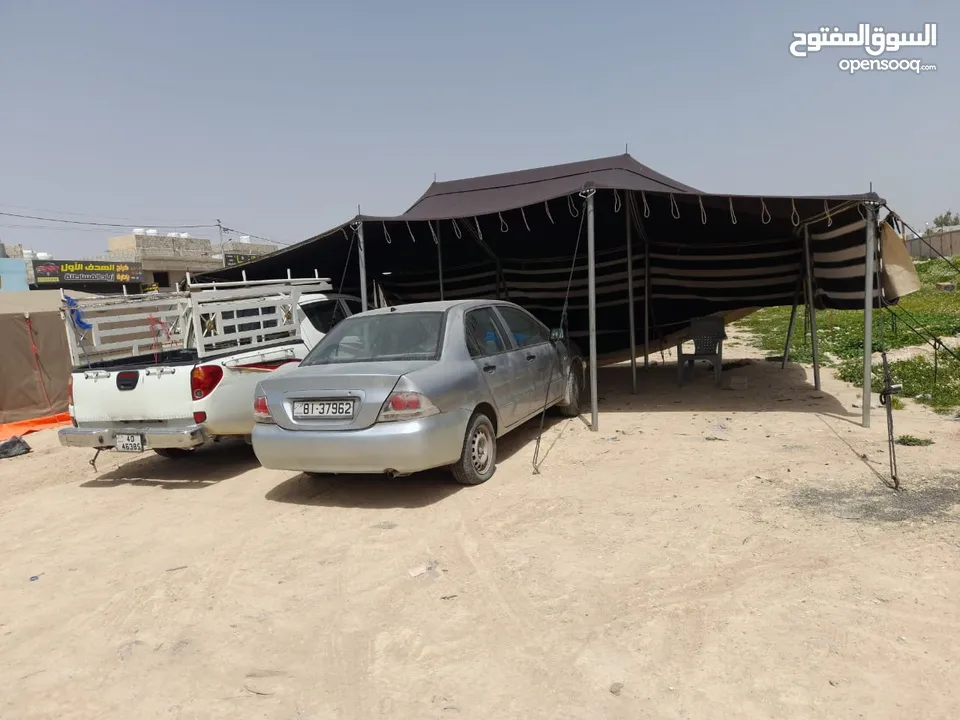 بيت شعر بحالة ممتازة