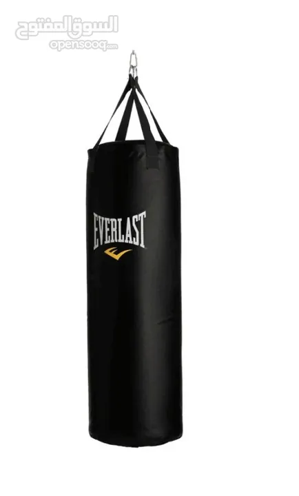 بوكس ملاكمه جديد من شركهEVERLAST و بيجي معاه هدايا  و شنكل وهو مناسب لل اعمار 9,35 وقوي جدا السعر 35