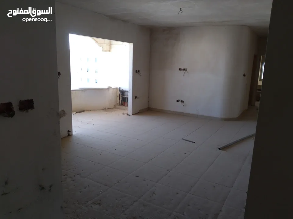 شقه سكنيه للبيع في حي الطيره
