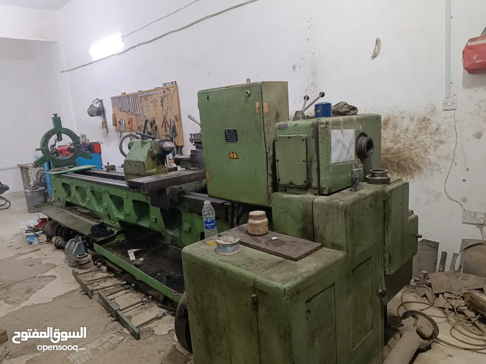 می‌کنه خراطة turning machine