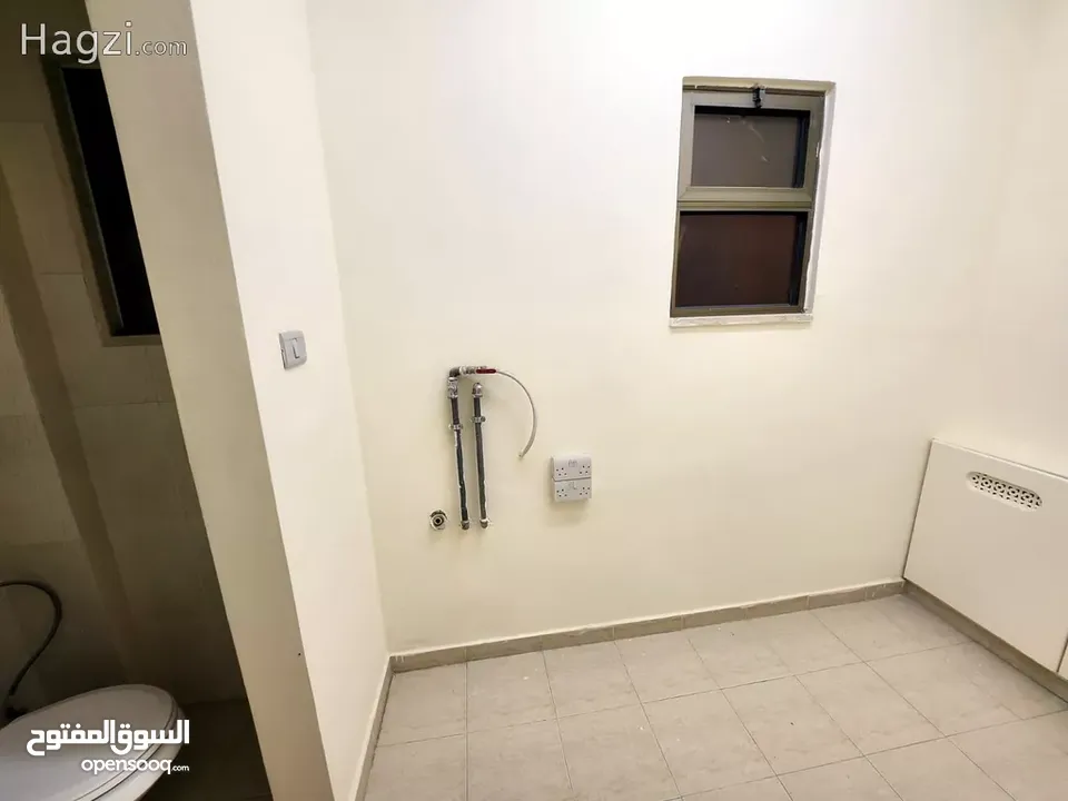 شقة غير مفروشة للايجار في دير غبار  ( Property 37374 ) سنوي فقط