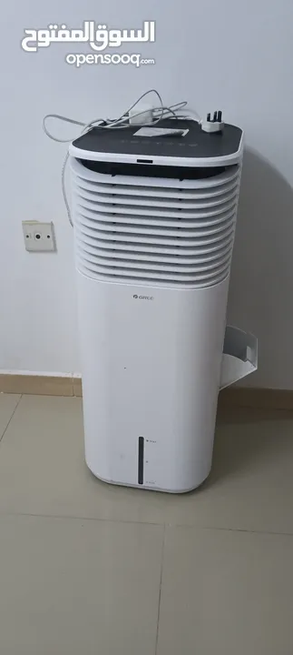 gree water cooler buy 7 month before very less uae good condition look like New 5 month have warrany