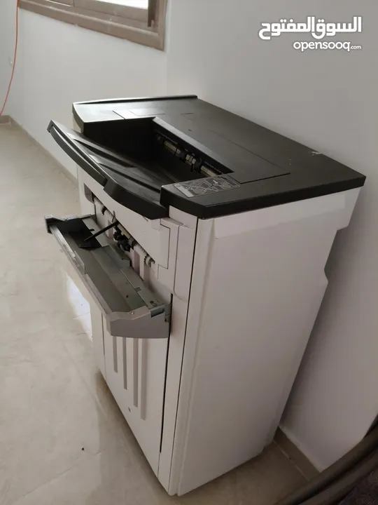 ماكنة Ricoh MP 7502 sp للبيع مستعمل خفيف خالية من اي عيوب ( شغل دعك ) ارقى واقوى طابعة وماكنة تصوير