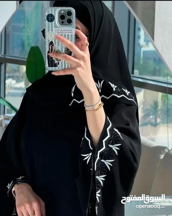 عباي ستاتي مطرزة مع شال