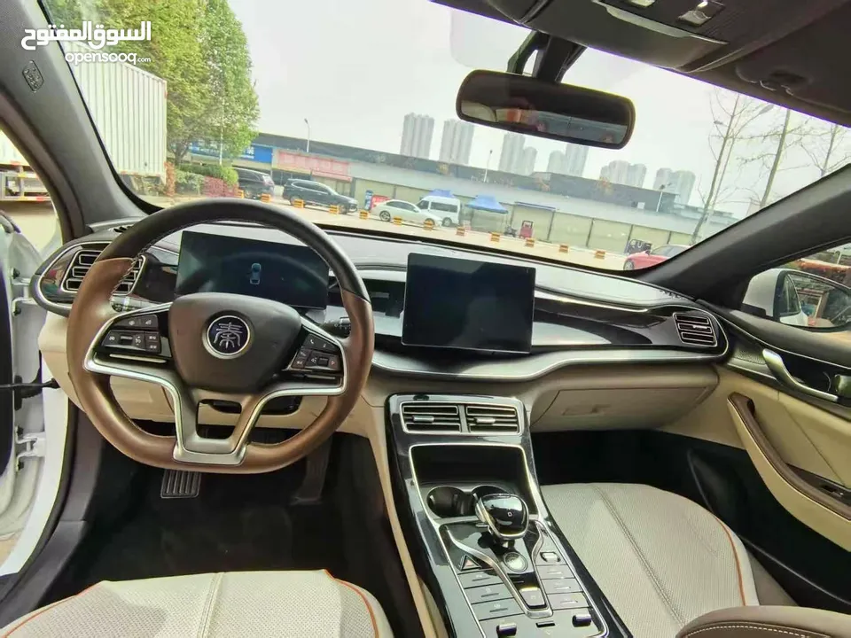 QIN PLUS EV 2022/2023 فل اضافات مع فتحة