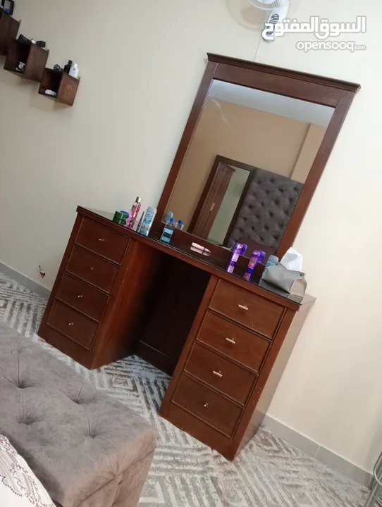 غرفة نوم ماستر بحاله جديدة للمتزوجين