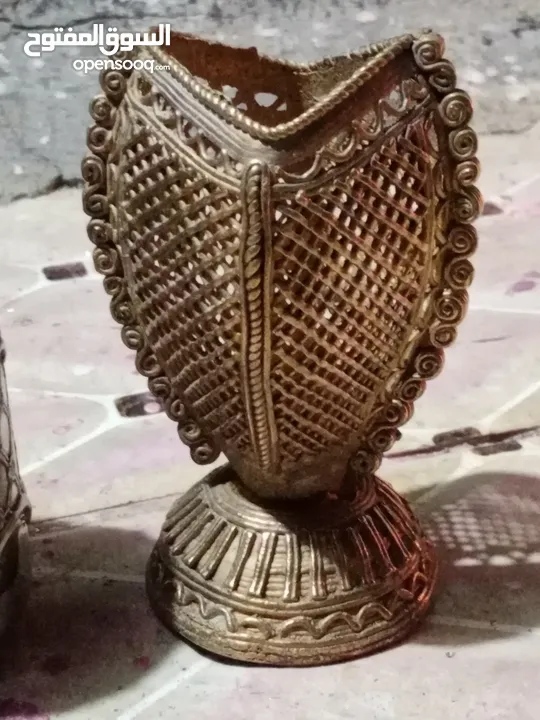 نوادر من النحاس الأصلي