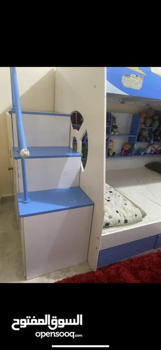 سرير اطفال دورين مع3 ادراج تخزين مع كبد صغير بدون مراتب المكان خيطان
