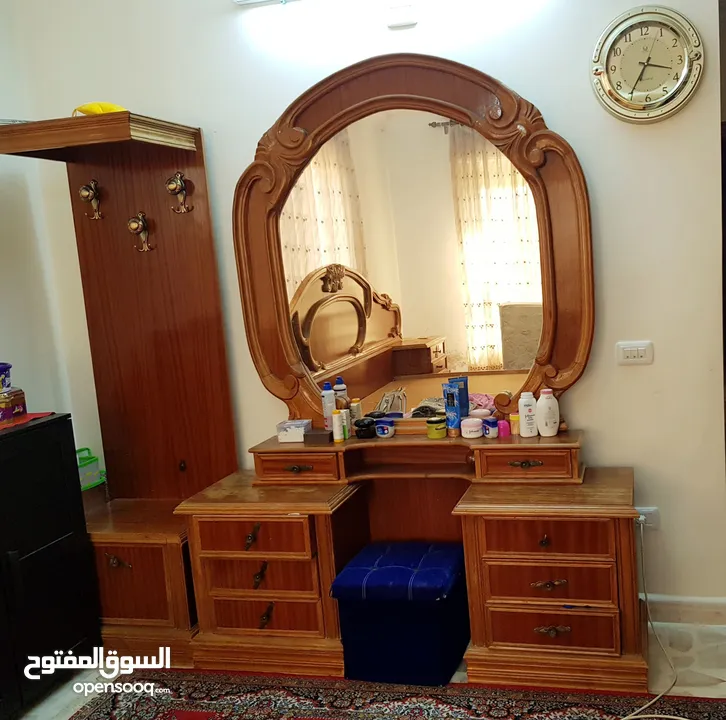 غرفة نوم حفر زان بحالة جيدة