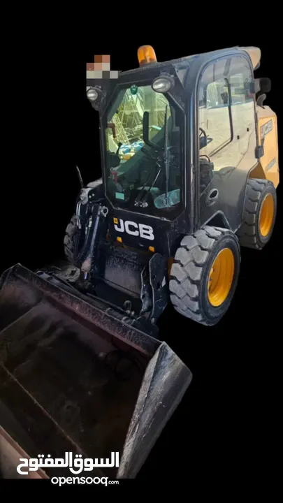 للبيع معدات بناء متنوعة . بوبكت . جنريترات . سكلات .جيكات و الى اخرى