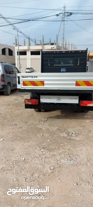 مرسيدس بنز 519