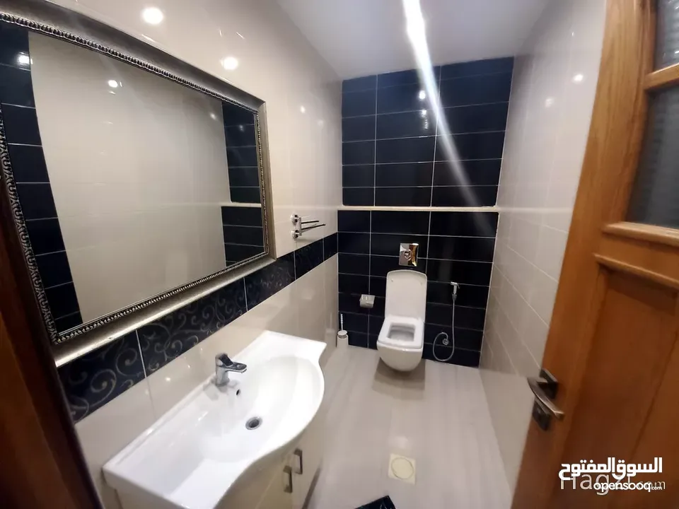 شقة مفروشة للإيجار 200م2 ( Property 15981 ) سنوي فقط