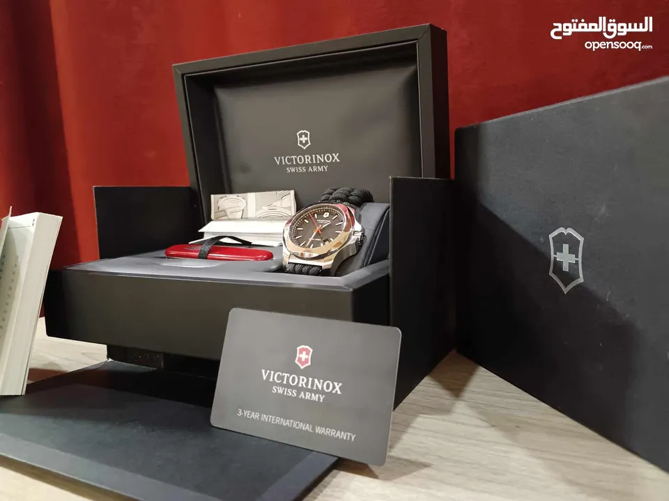 VICTORINOX