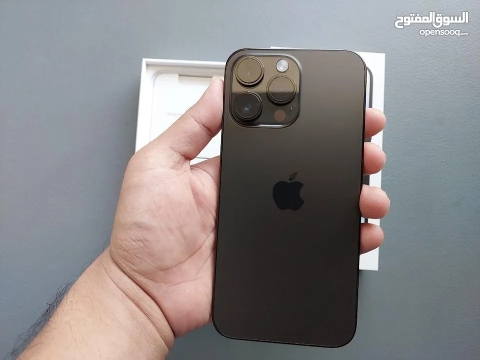 Iphone 15 pro max.  إصدار أمريكي  (5G) (12 Ram)