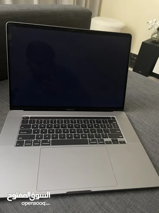 MACBOOK PRO 16” 2019 - CORE i7 - 32GB RAM - RADEON PRO 4GB GRAPHICS