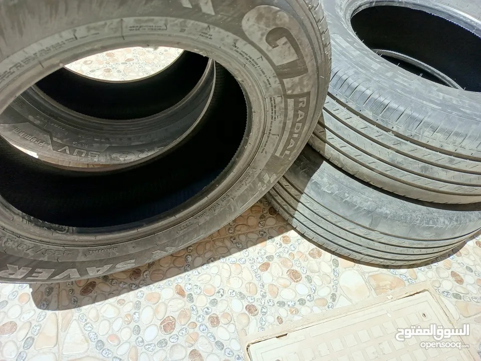 اربعة اعجال SUV للبيع بحالة جيدة