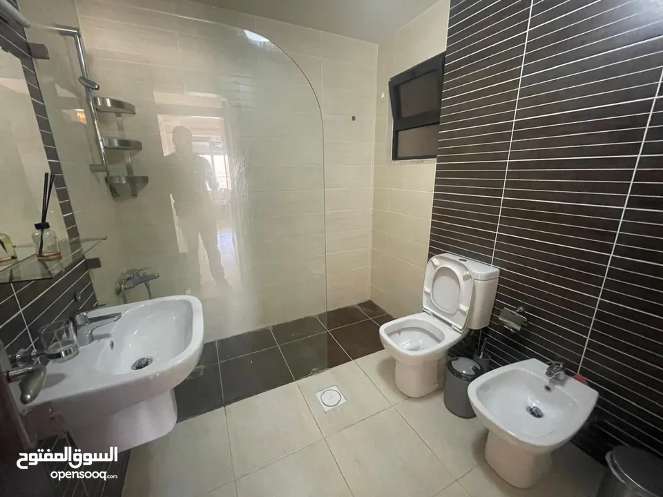 شقة للايجار في ام اذينه ( Property 37662 ) سنوي فقط