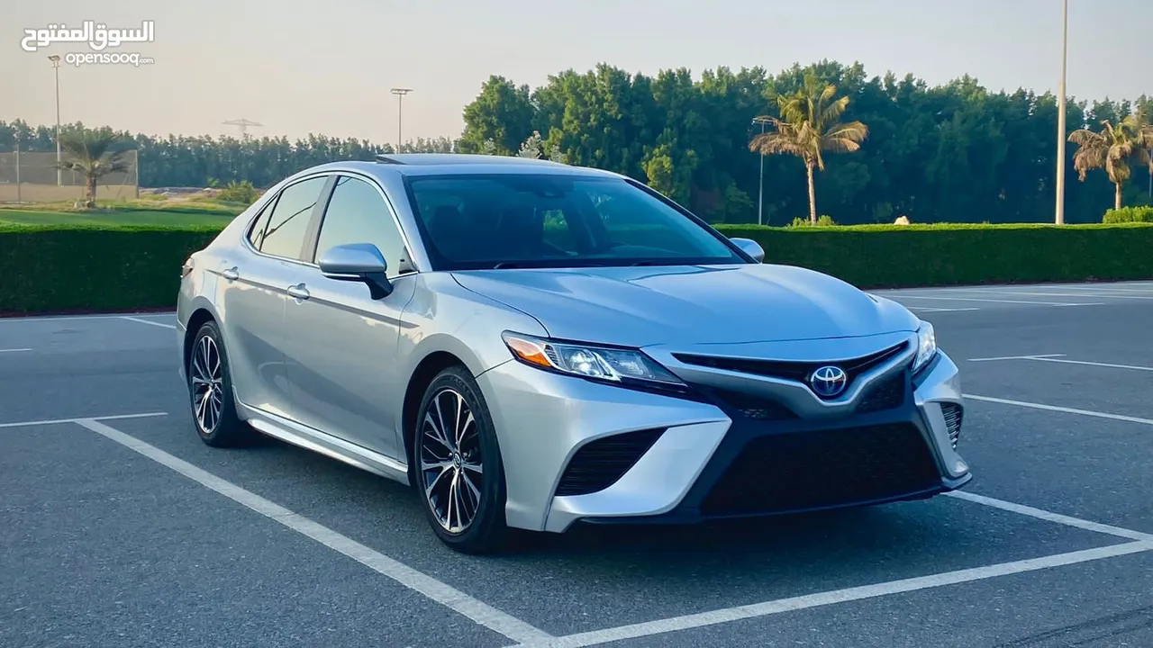 2018 Toyota Camry Limited Hybrid