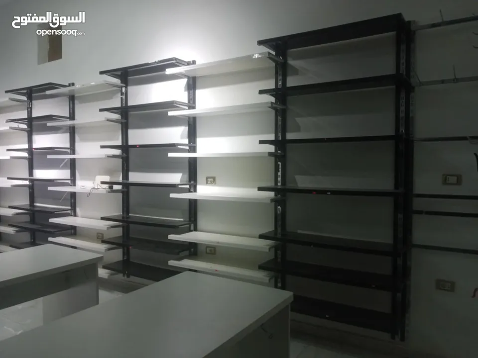 ديكور جاهز لمحل ألبسة أو حقائب بتصميم راقي وجاهزية كاملة!