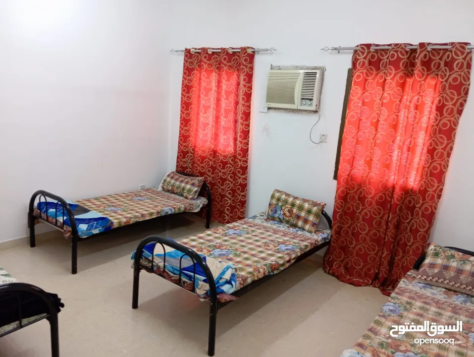 سراير وغرف مفروشة للايجار اليومي  للوافدين فقط بمسقط Beds and furnished rooms for rent a in Muscat