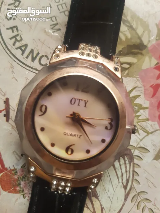 ساعة OTY  كوارتز عندي ياها من بداية سنة 2000