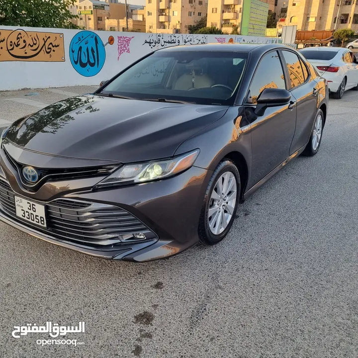 تويوتا كامر 2018 LE ليثيوم بلادها وارد امريكي