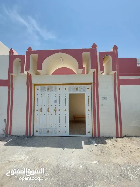 للبيع بيت في منطقه الجولان قريب من مصلى العيد