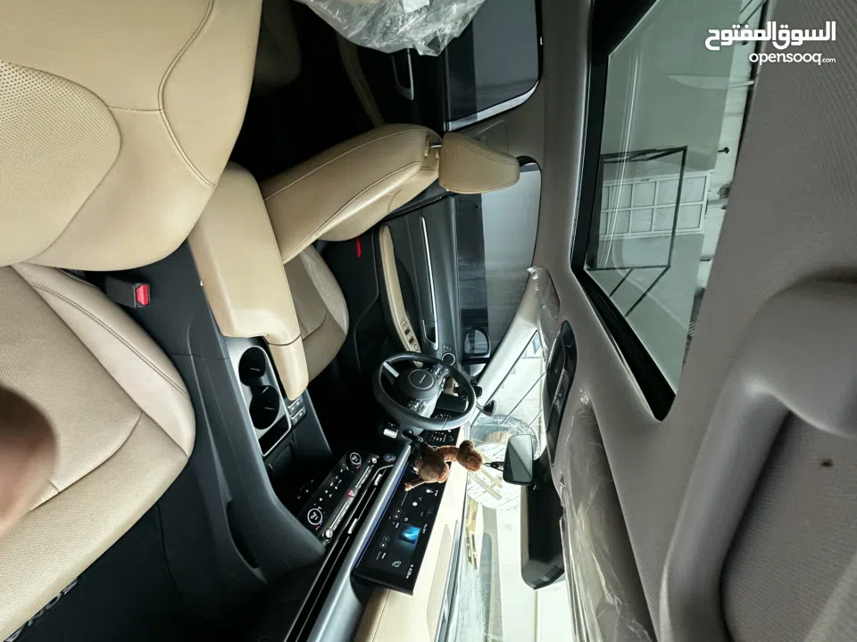 Hyundai Sonata 2024 -Premium Full Option Silver - GCC Specs -Maintain with Dealer First Motor