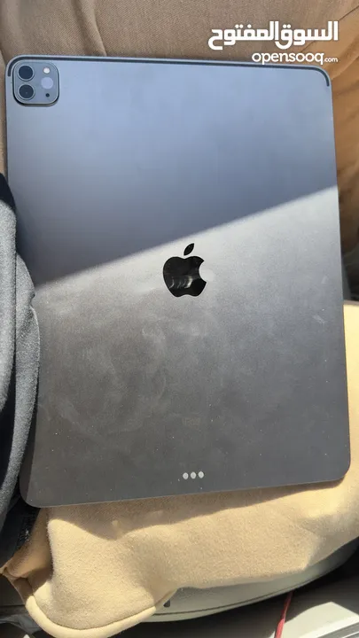 Apple Ipad pro 12.9 inch M1 5th generation (2021)wifi