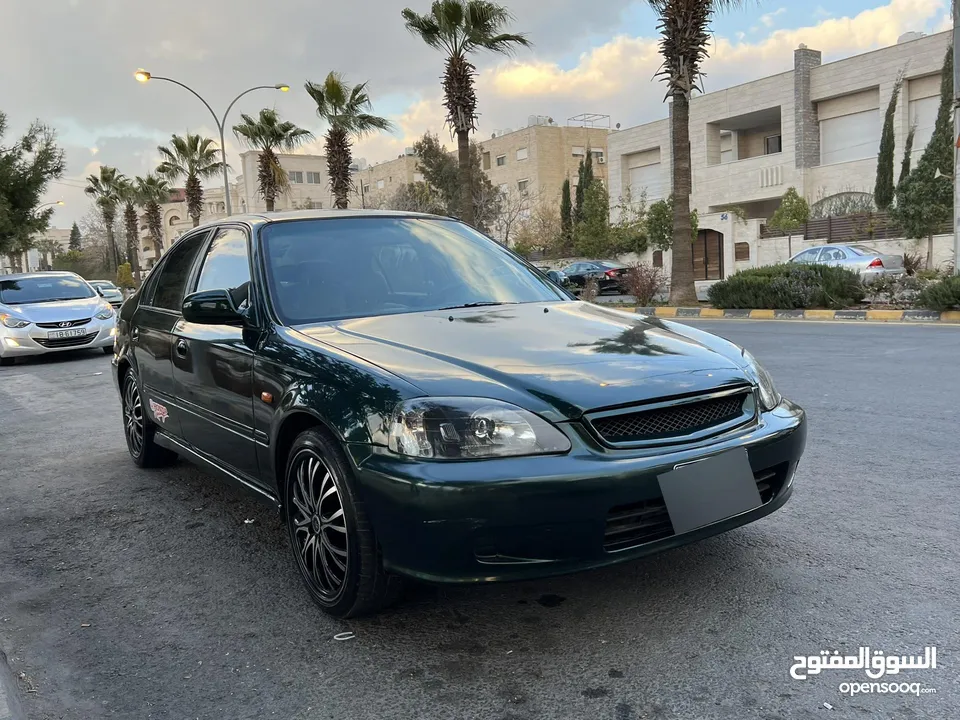 هوندا سيفيك 99 اتوماتيك بحالة الوكاله بسعر مغري