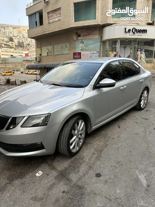 سكودا اوكتافيا ترخيص 2019