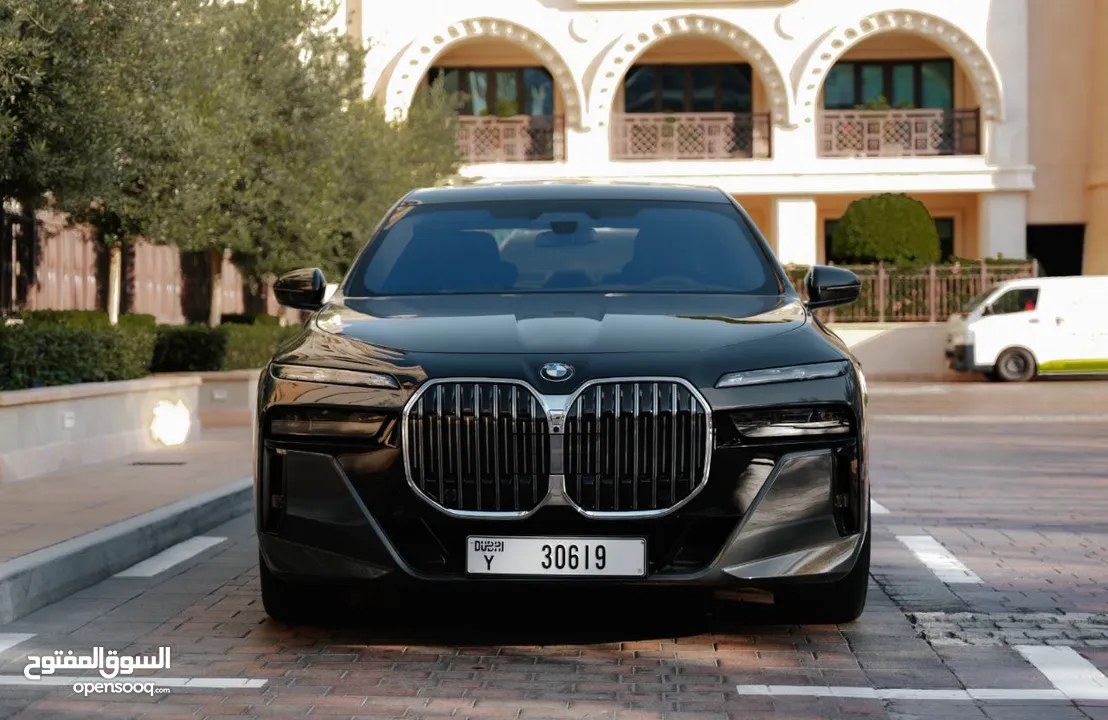 AVAILABLE FOR RENT DAILY,,WEEKLY,MONTHLY LUXURY777 CAR RENTAL L.L.C BMW 735Li 2023