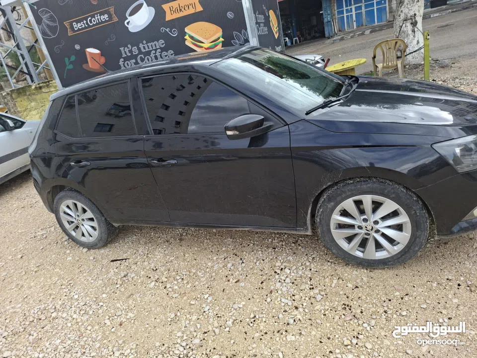 سكودا فابيا 2015 للبيع او للبدل