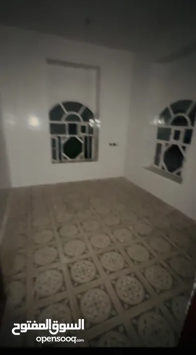 دور كامل مدخالين للرجال والنساء