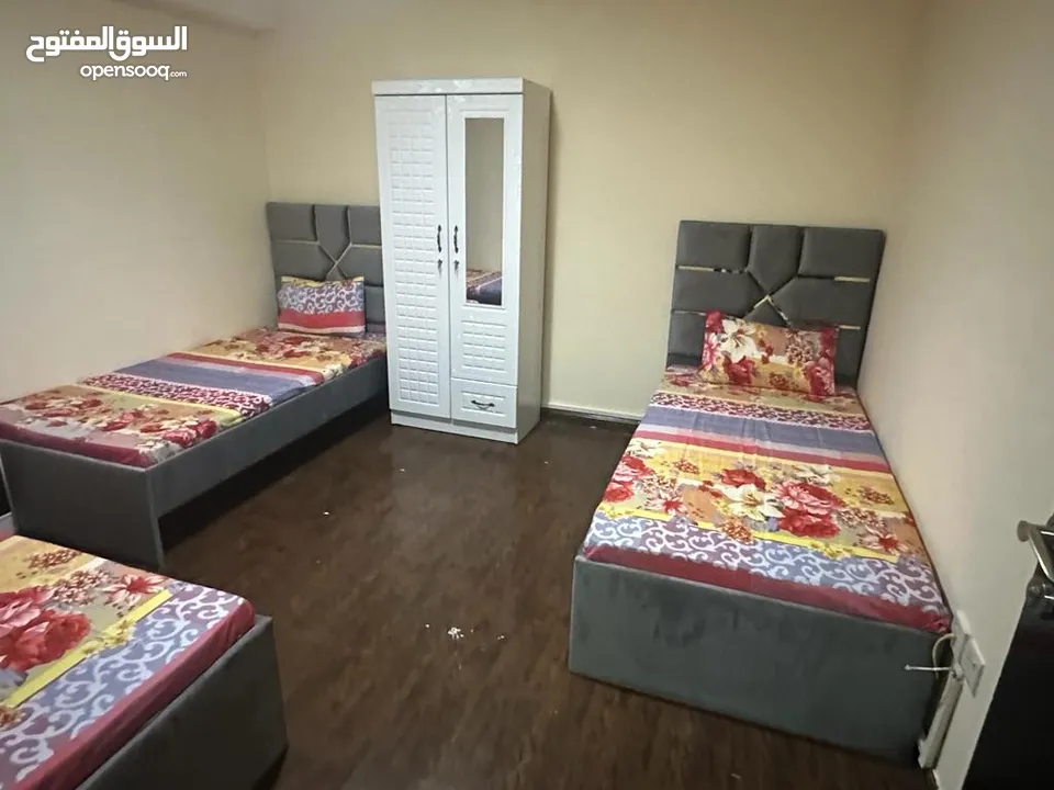 غرفتين2  وصاله ثلاث حمامات الشارقه التعاون غرفه خدامه