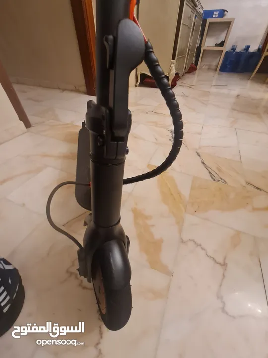 سكوتر كهرباء شاومي مستعمل شهر خفيف جدا بمواصفات عاليه