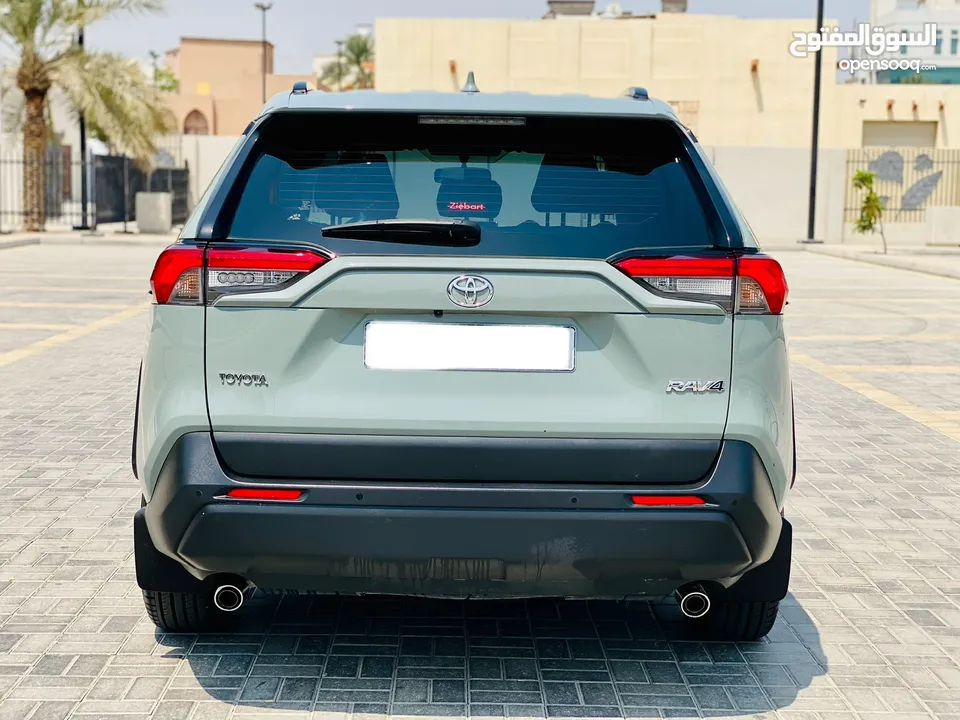 TOYOTA RAV4 2019 MODEL, LOW MILEAGE, ALL ORIGINAL PAINT, FOR SALE