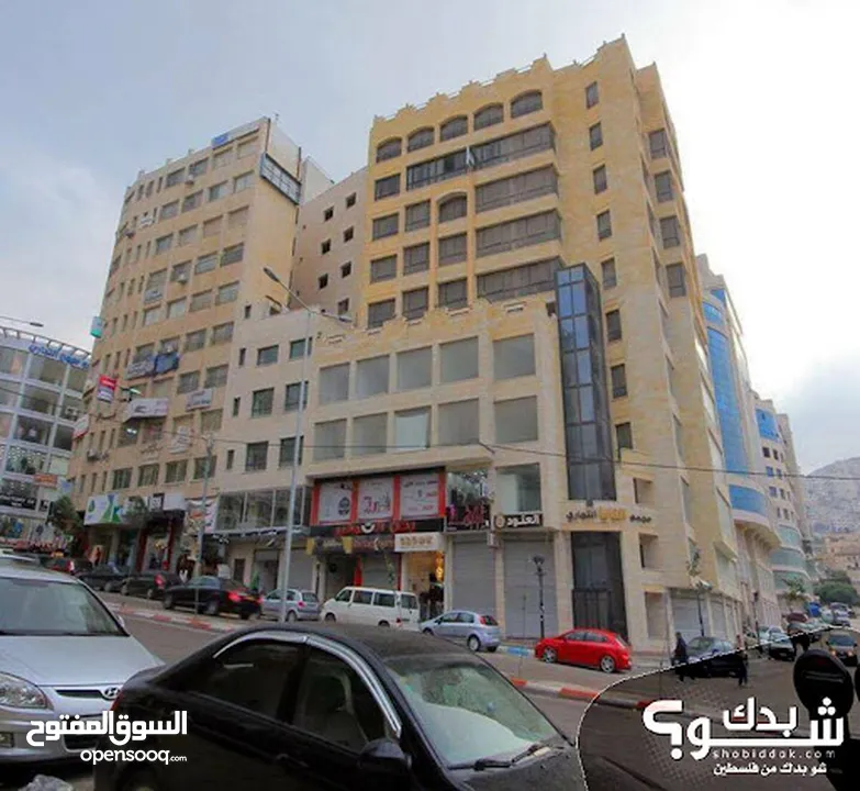 محل للبيع بمجمع تجاري