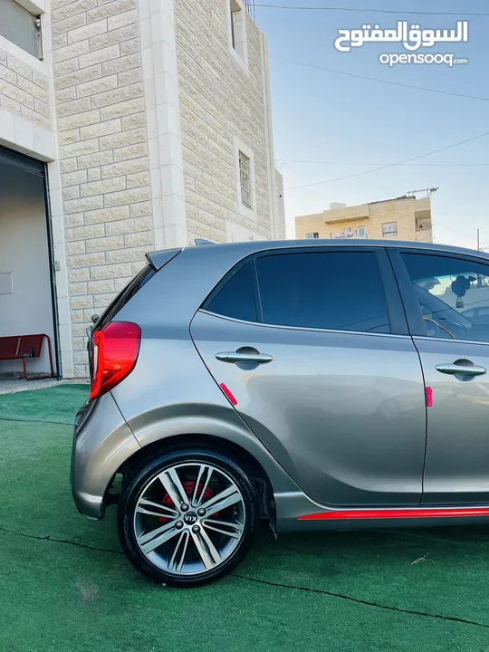 Kia Picanto GTline  امكانية البيع دفعة وشيكات  خدمة التوصيل متوفرة