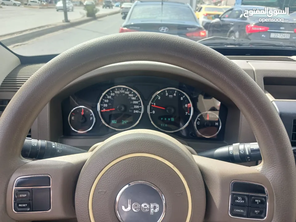 jeep 2012 4×4 فحص 7جيد