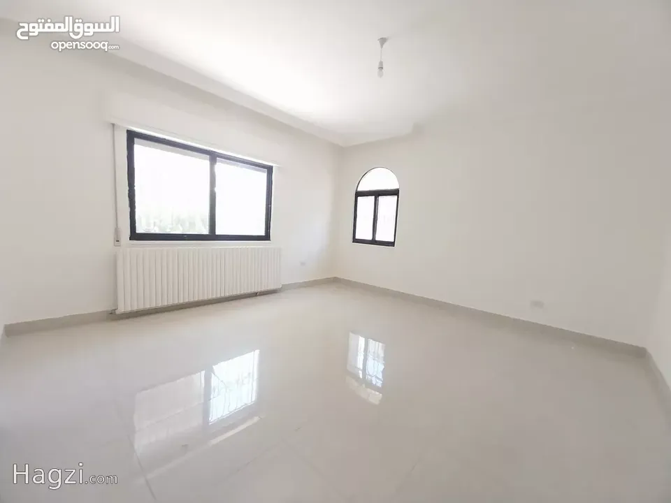 فيلا للايجار في ام اذينة  ( Property 33438 ) سنوي فقط