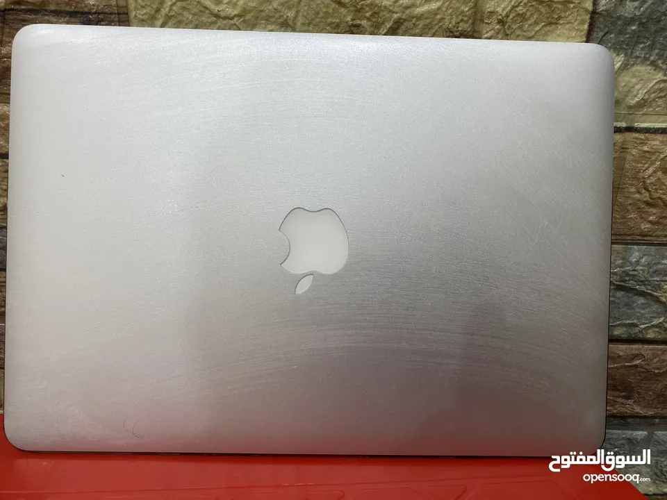 MacBook Air (13-inch, 2017)