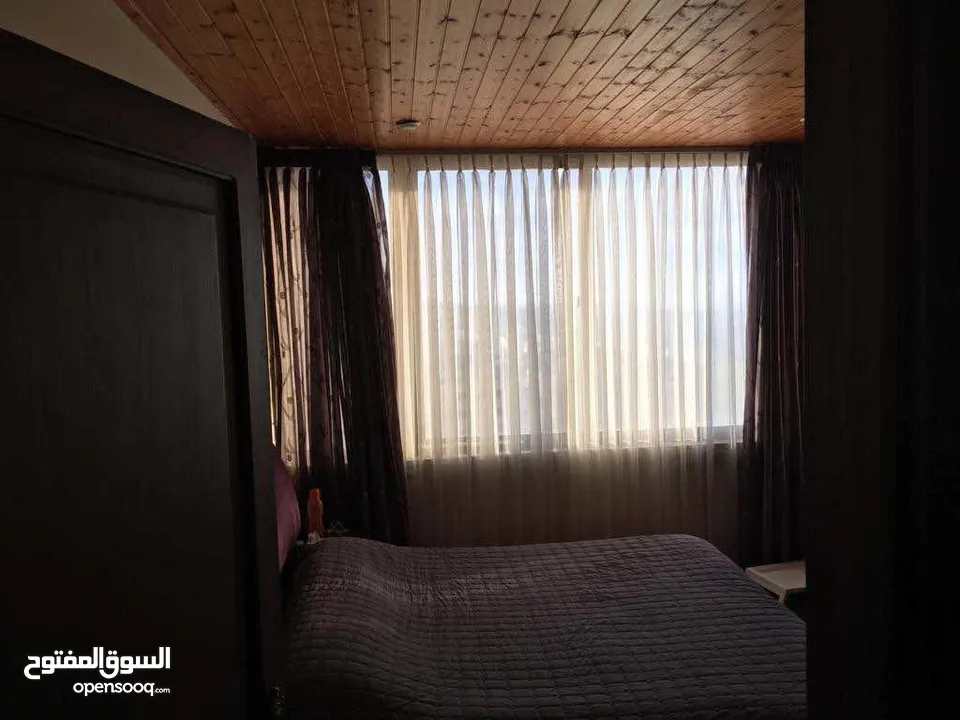 للبيع طابق اخير مع روف دوبلكس