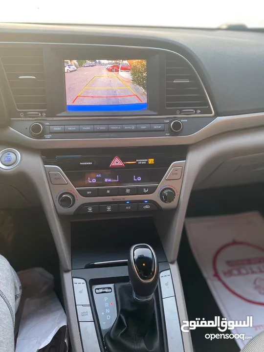 Hyundai elantra top of range