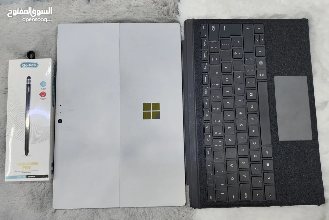 Microsoft surface pro 6th Generation 8gb amd 256gb Touch/Detachable pen and bag price only 85 omr