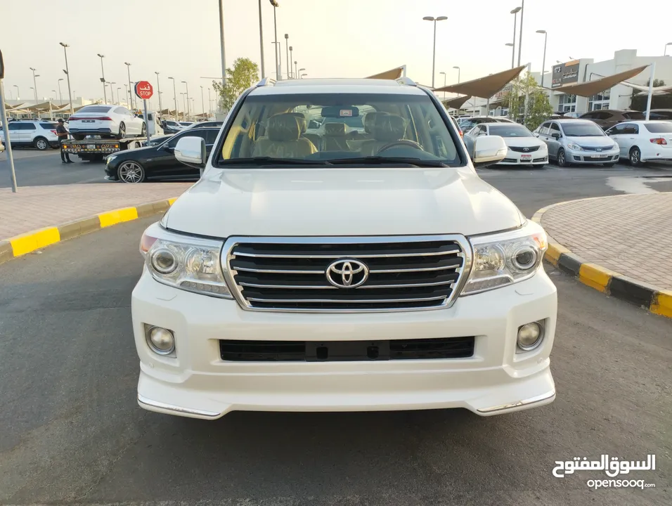 لاندكروزر موديل 2014 GXR V8 صبغ وكاله