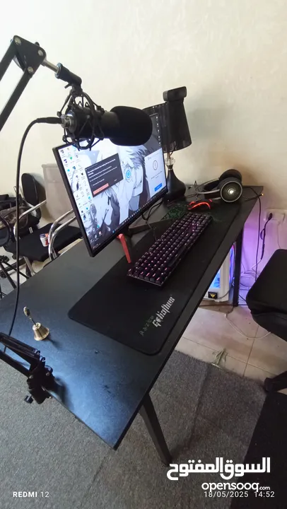 طاولة GAMING سودا مفصلة تفصيل