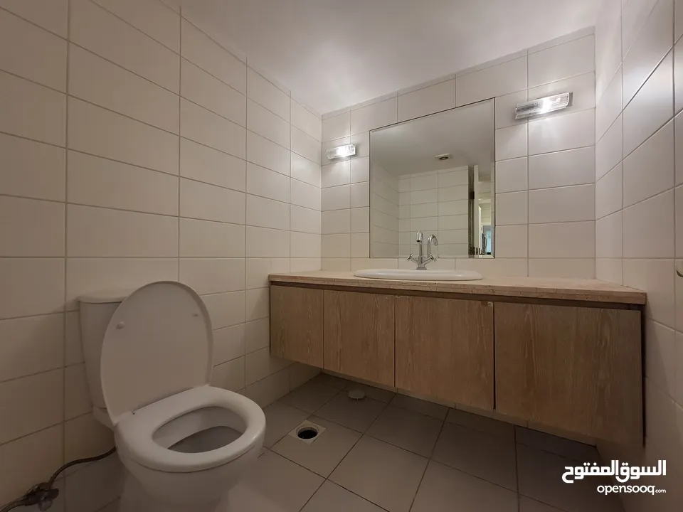 شقة غير مفروشة للإيجار  ( Property 43170 )-174836195