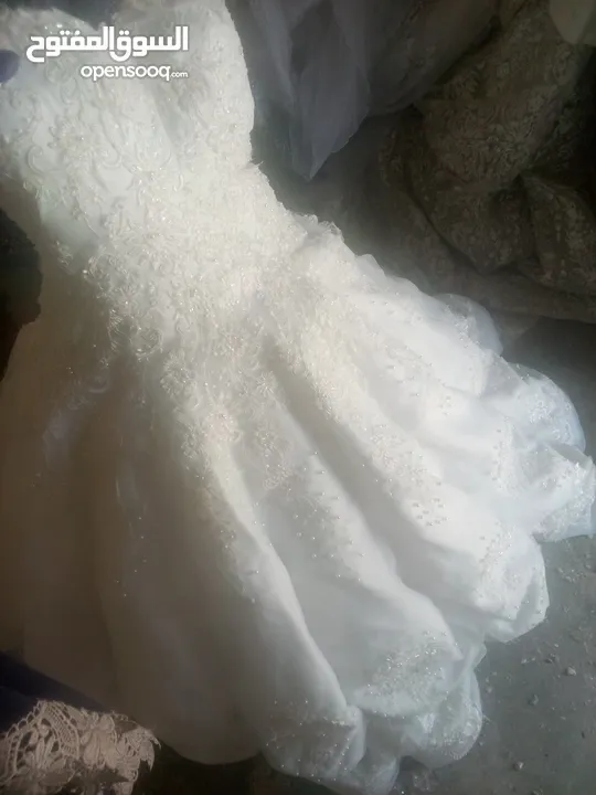 فساتين اعراس وحفلات للاستأجار
